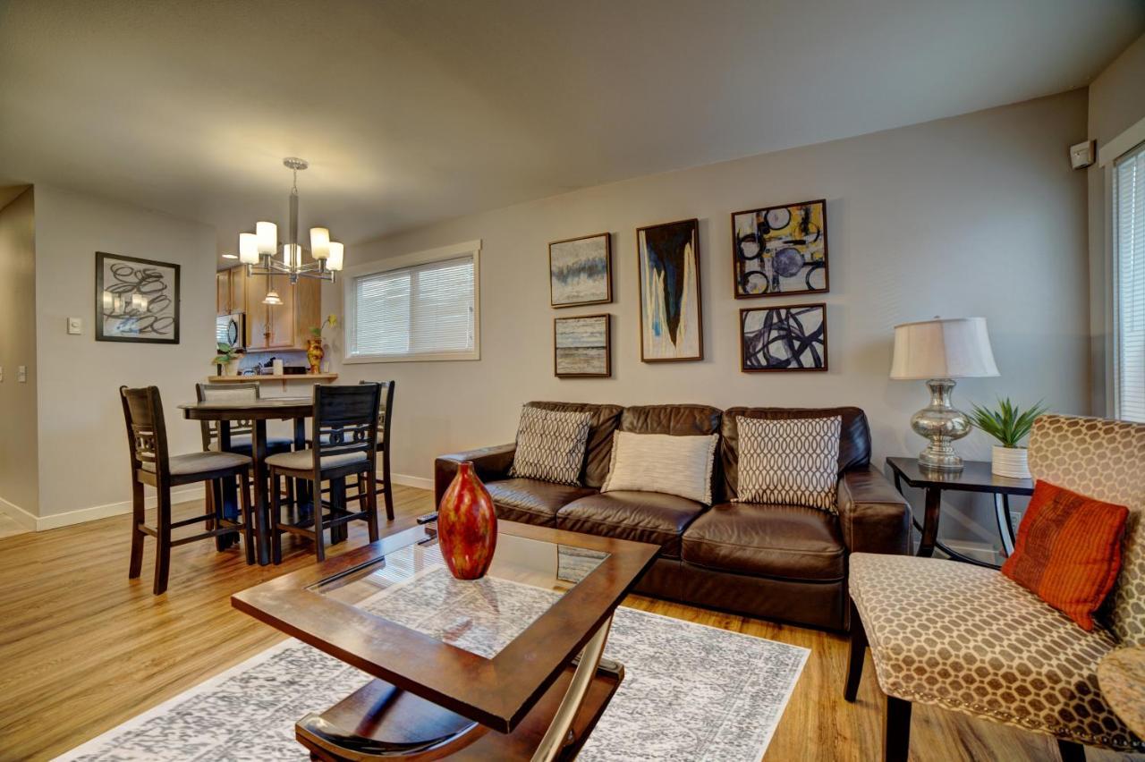 سياتل Cozy 2 Bedroom Townhouse In Northgate المظهر الخارجي الصورة