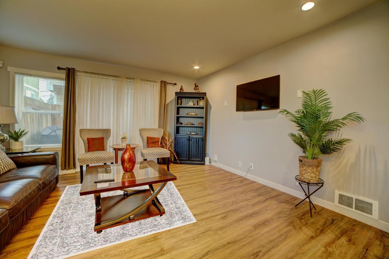 سياتل Cozy 2 Bedroom Townhouse In Northgate المظهر الخارجي الصورة